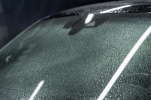 Why You Need a Professional to Replace Your Damaged Windshield